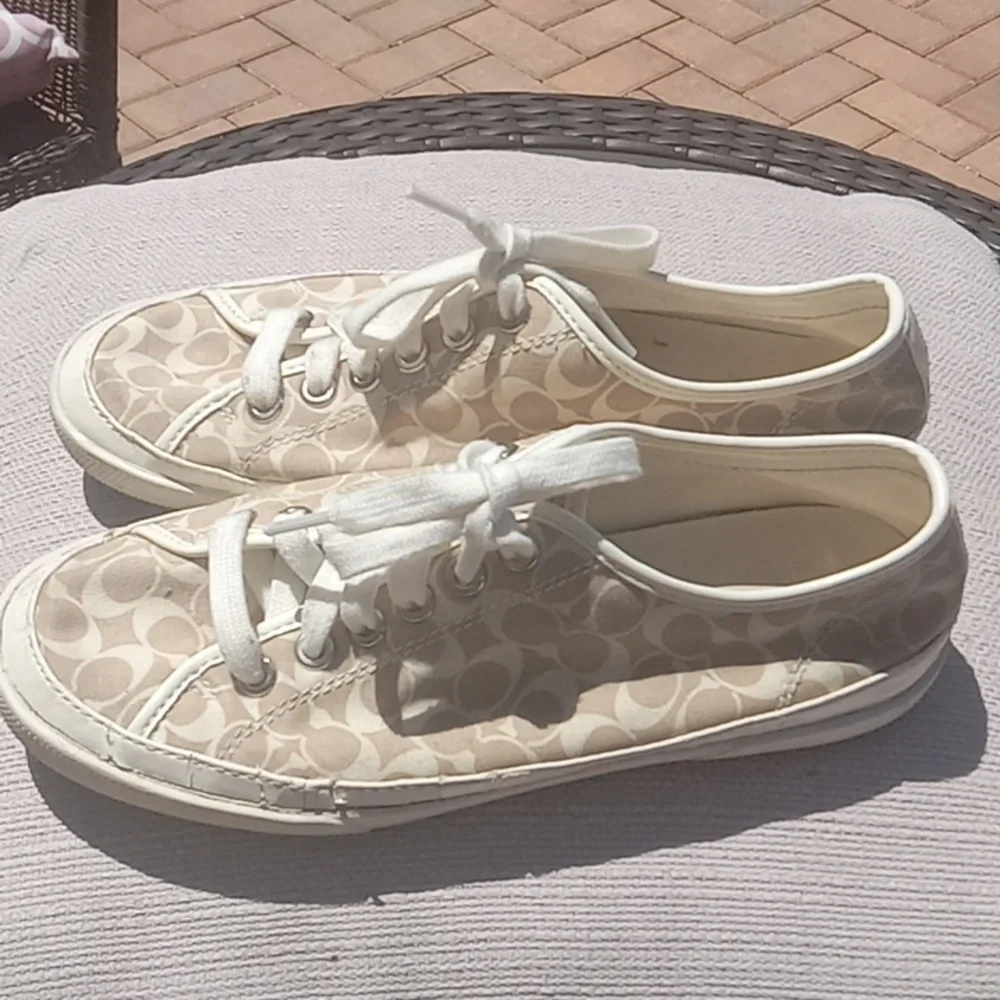 Coach Etta women's canvas tan women's sneakers size 7.5